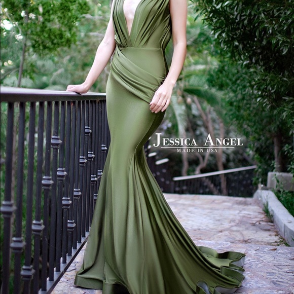 🔥🔥🔥BEAUTIFUL Jessica Angel Dress (like a New ) - Picture 5 of 5